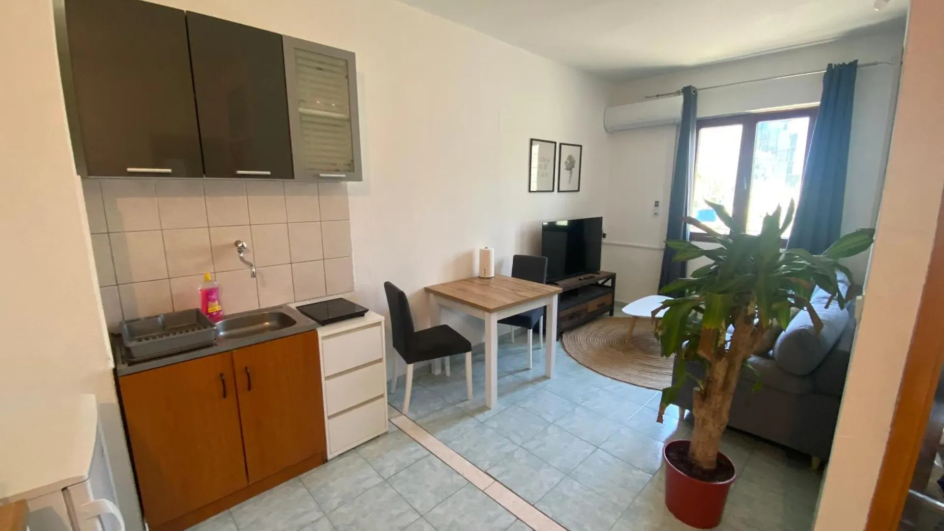 Apartino Split Apartment